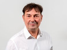 Badura_Michael_Quer_presse.jpg